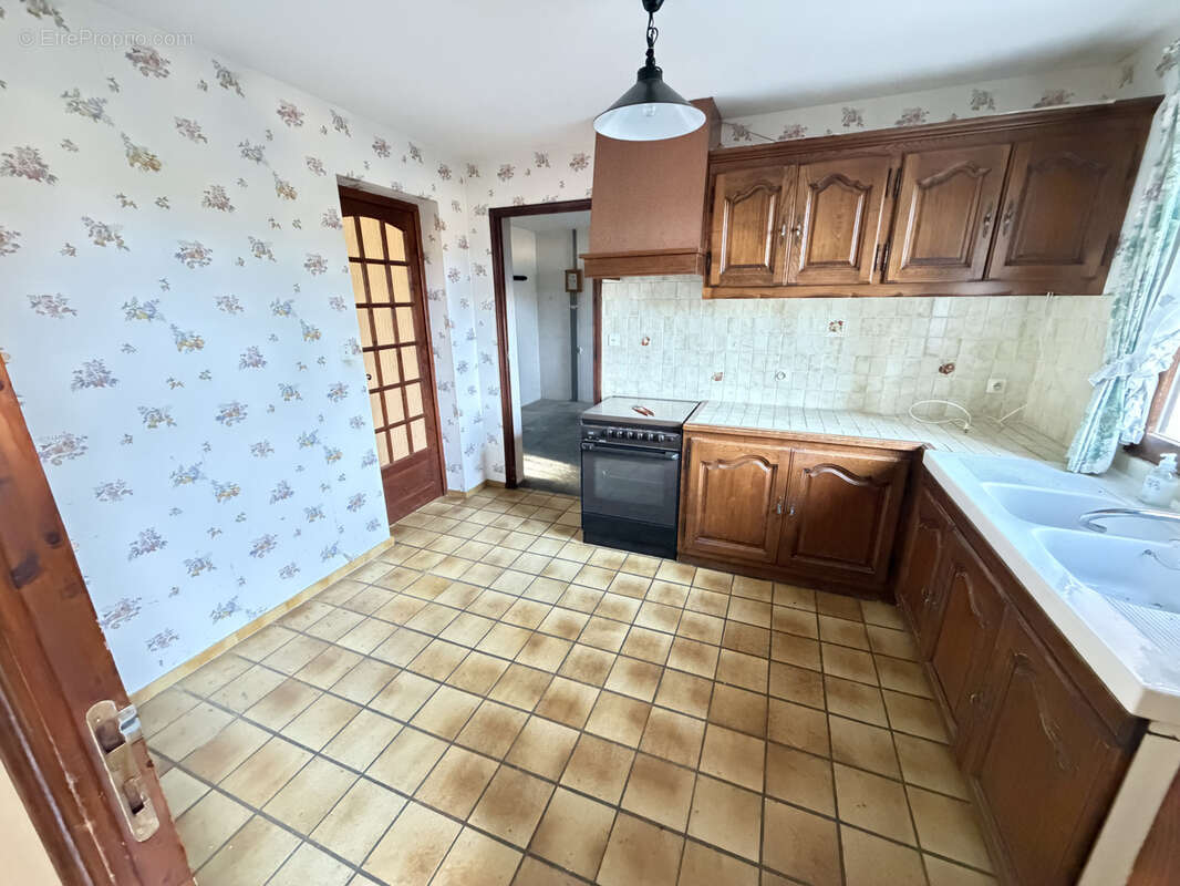 Maison à REGUSSE