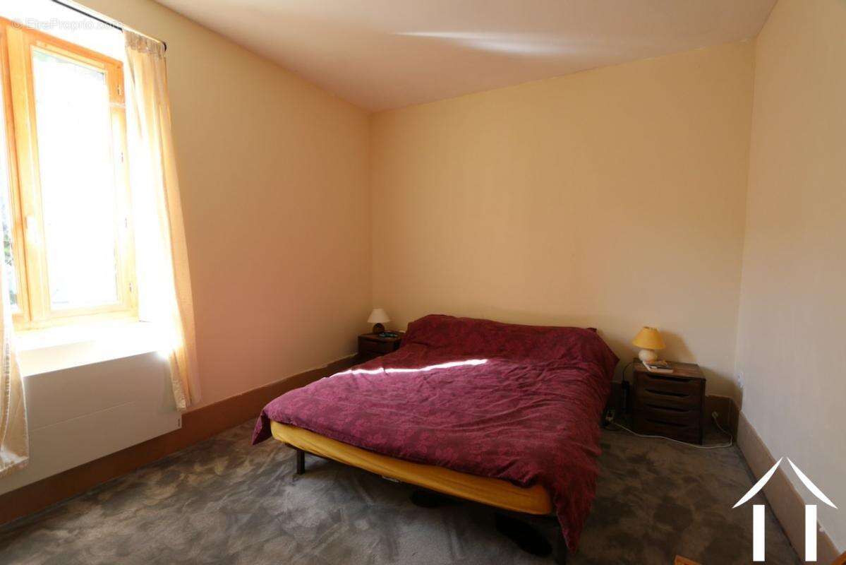 Maison à VAUCHIGNON