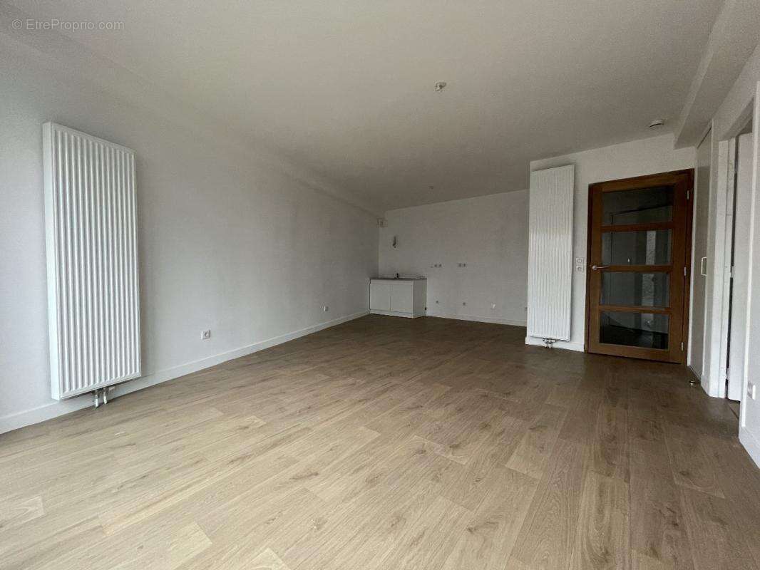 Appartement à SAINT-YRIEIX-LA-PERCHE