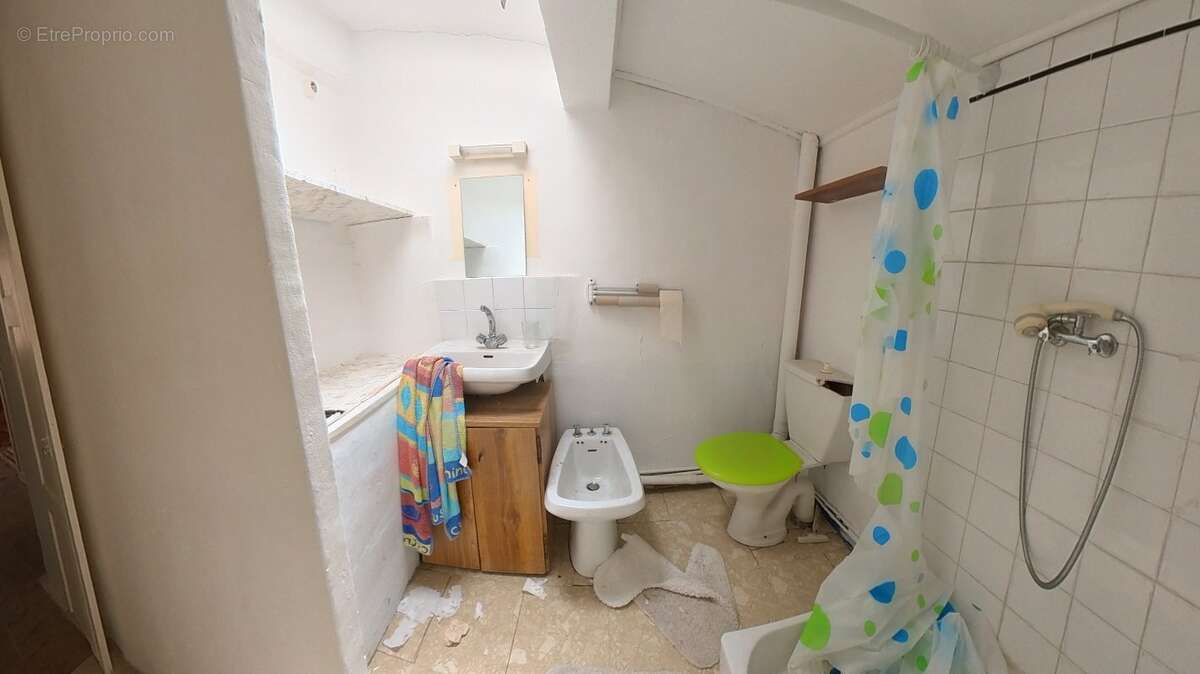 Charmante Maison de Village avec Cour  Projet de Rénovation au Cur de Nézignan-l'Évêque - photo 9