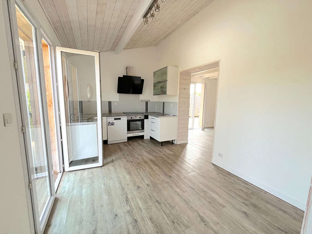 Maison à GUJAN-MESTRAS