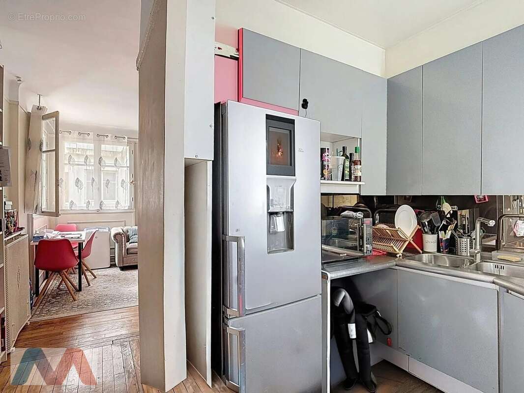 Appartement à PARIS-7E