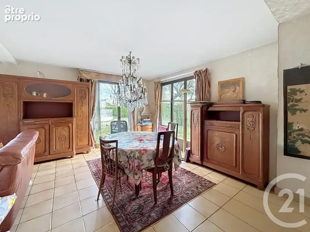 Maison 7 pièces 145 m² à vendre à Rambouillet (78120) - photo 2
