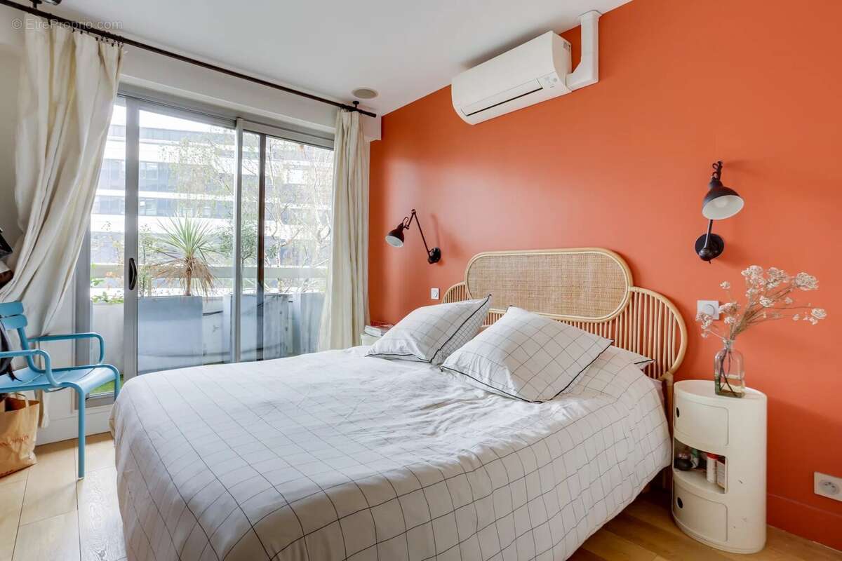 Appartement à LEVALLOIS-PERRET