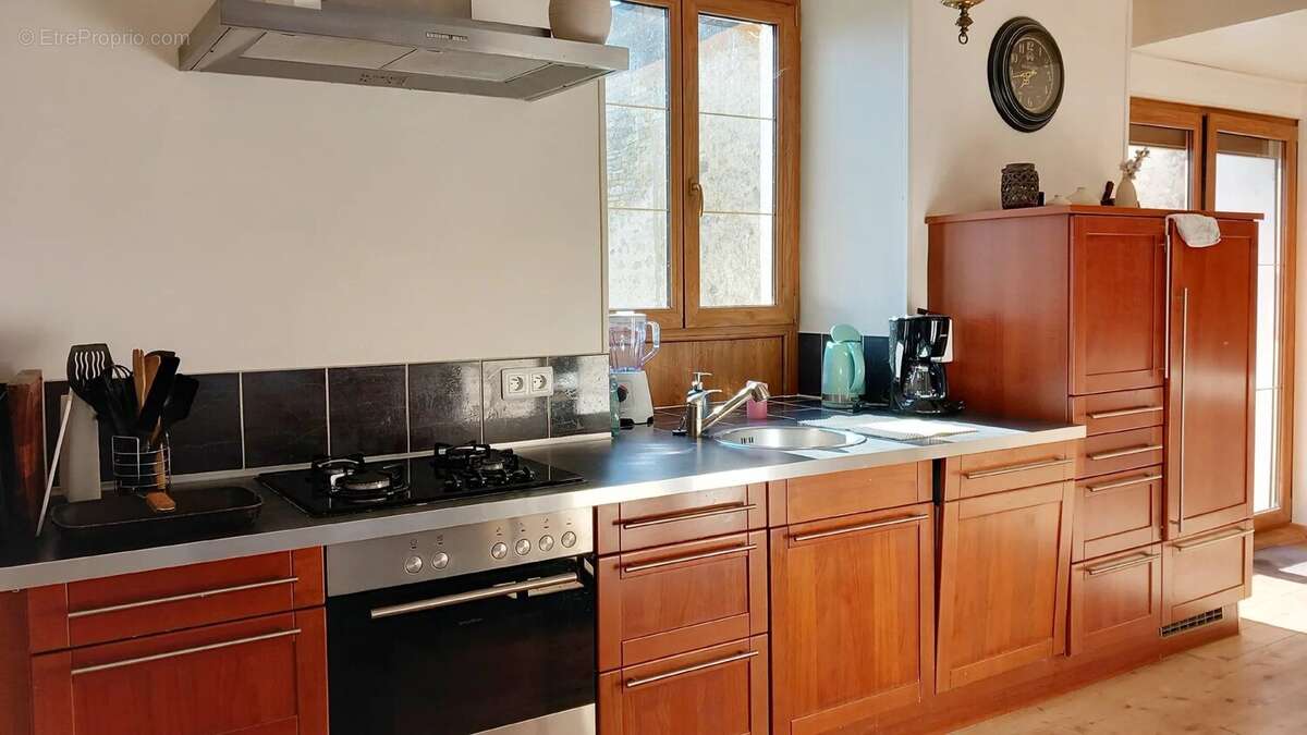 Maison à SAINT-BASLEMONT