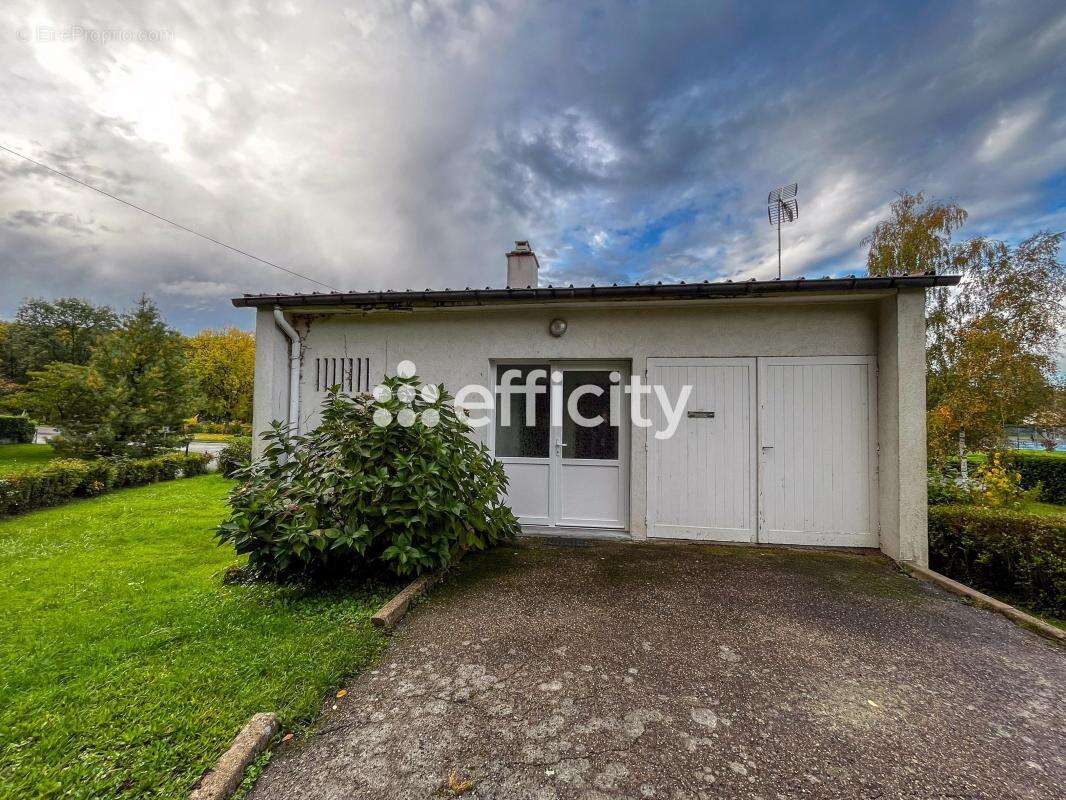 Maison 65 m² à Bourbon-Lancy  - photo 16
