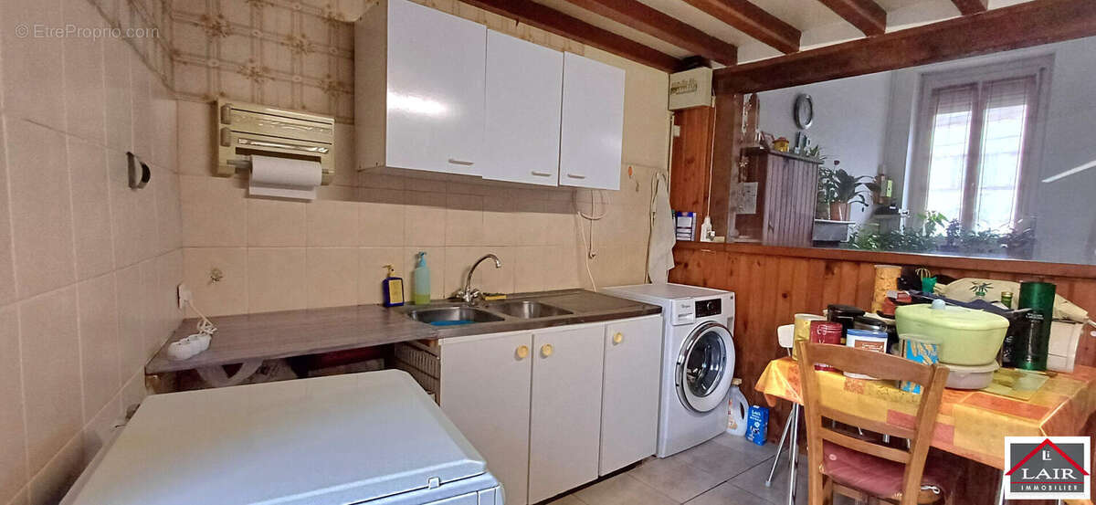 Maison à VILLAINES-LA-JUHEL