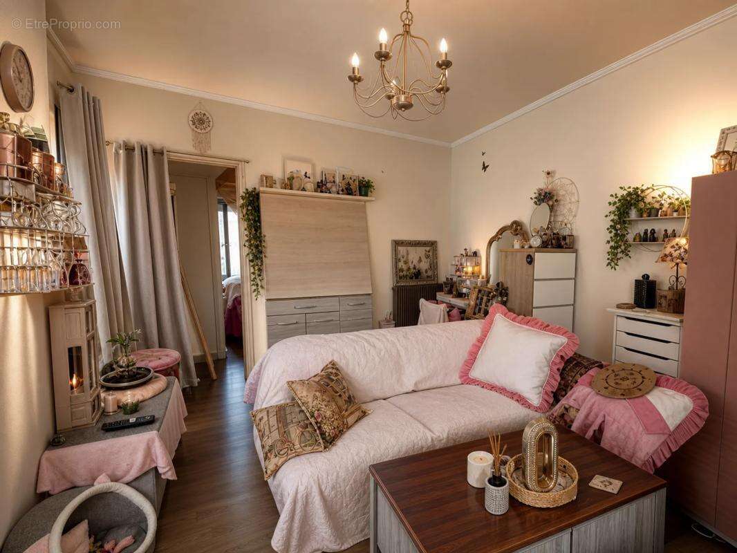 Immeuble de 9 pièces de 180 m² à Béziers (3 T2 et 1 T3-duplex) - photo 13