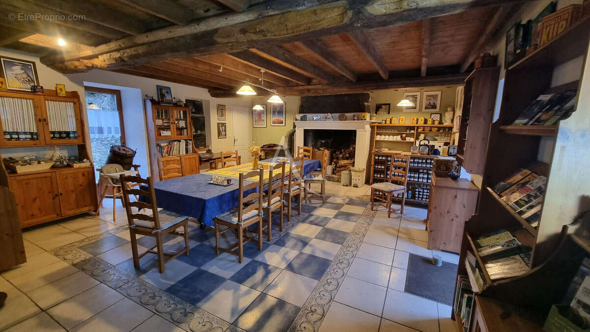 Maison à LA GACILLY