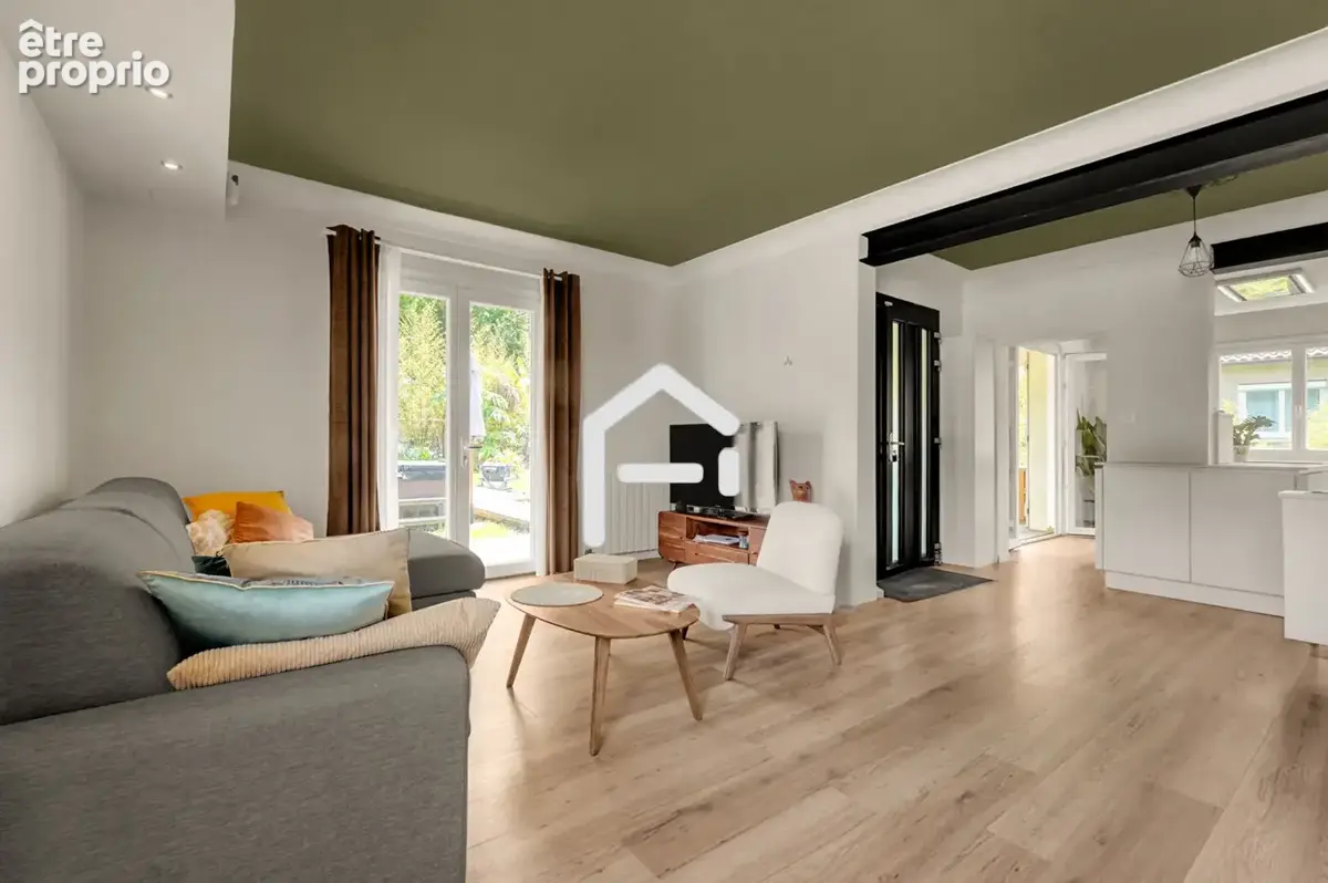 Maison 10 pièces 283 m² à vendre à Cornebarrieu (31700) - photo 2