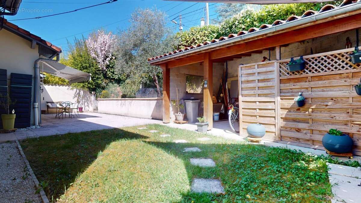 Maison à FRANCHEVILLE