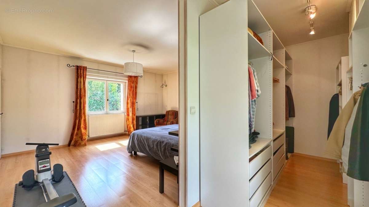 Maison à SAINT-BUEIL