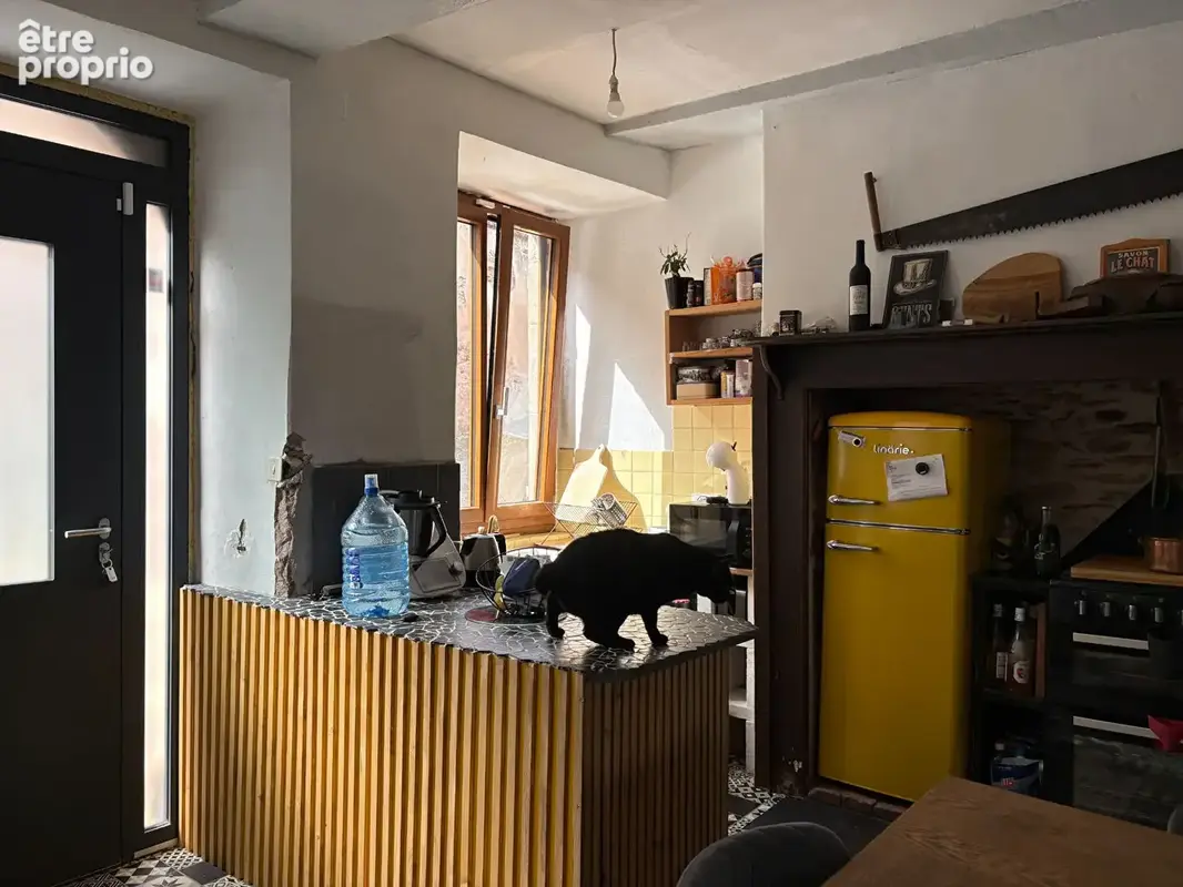 Maison de village avec vue, jardin et garage - photo 2