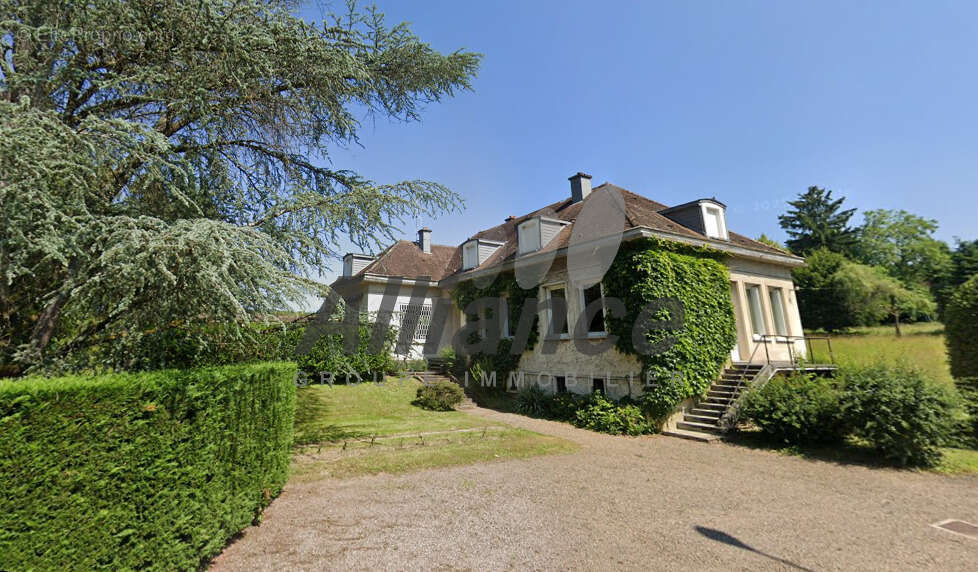 Maison à LUXEUIL-LES-BAINS