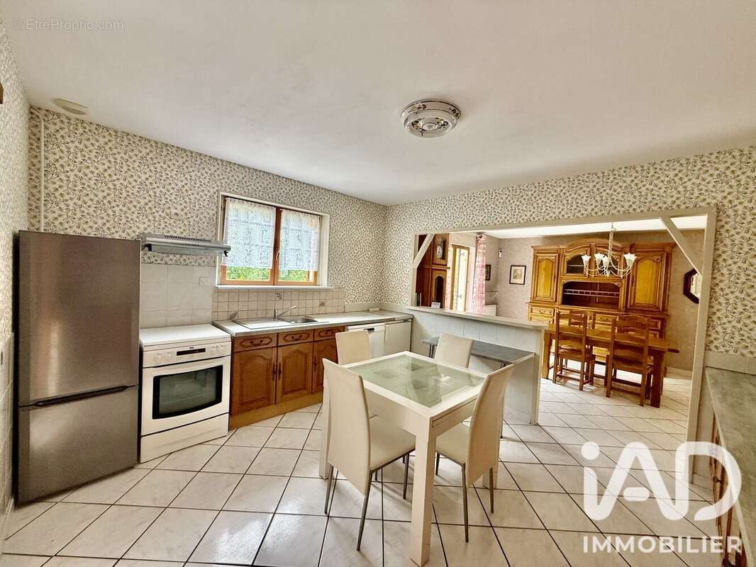 Maison 94 m² à Sedan  - photo 4