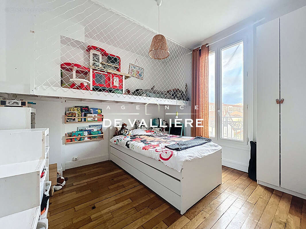 Appartement à NANTERRE