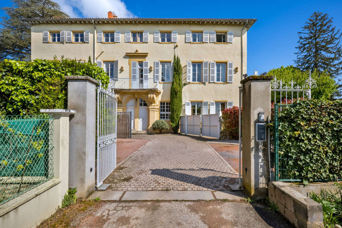 Maison à SAINT-DIDIER-AU-MONT-D'OR