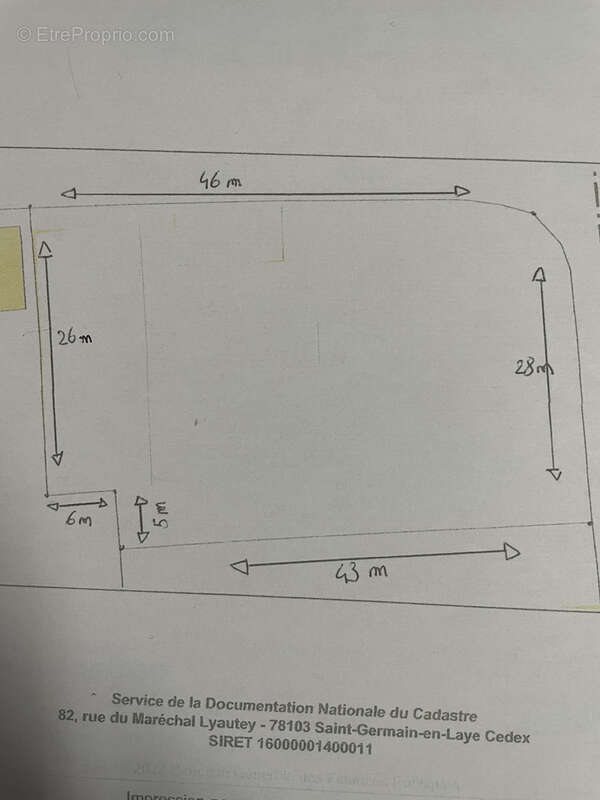 Terrain à SAINT-SULPICE-SUR-LEZE
