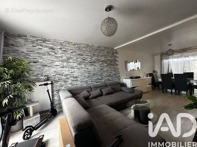 Photo 1 - Maison à LONGJUMEAU