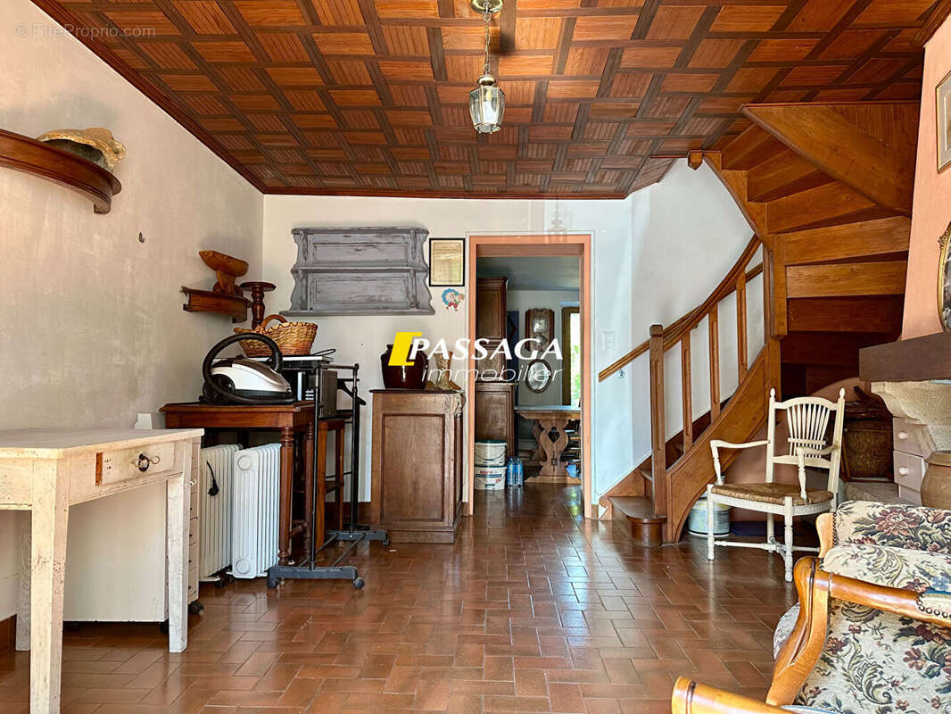 Maison à SEVERAC-LE-CHATEAU