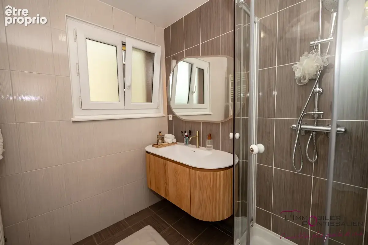 Pontarlier - proximité centre ville : t3, 2 chambres, cave et parking - photo 11