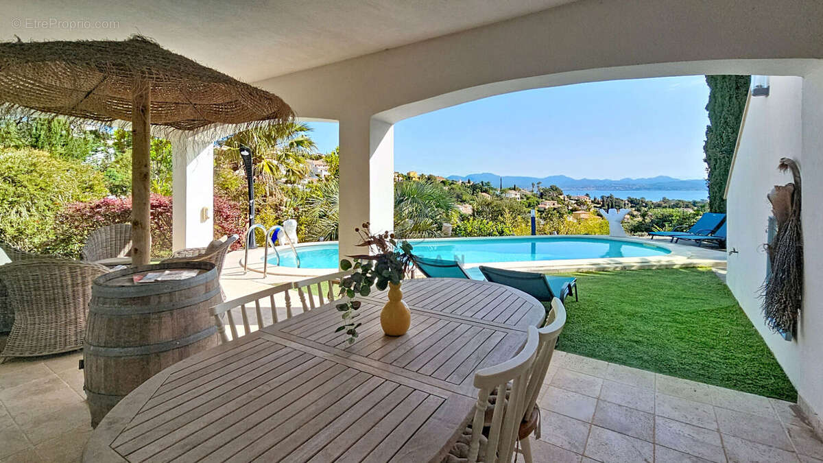 Villa vue mer frejus saint-aygulf - position dominante au calme - photo 10