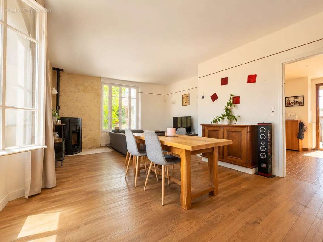 Maison à ROZAY-EN-BRIE