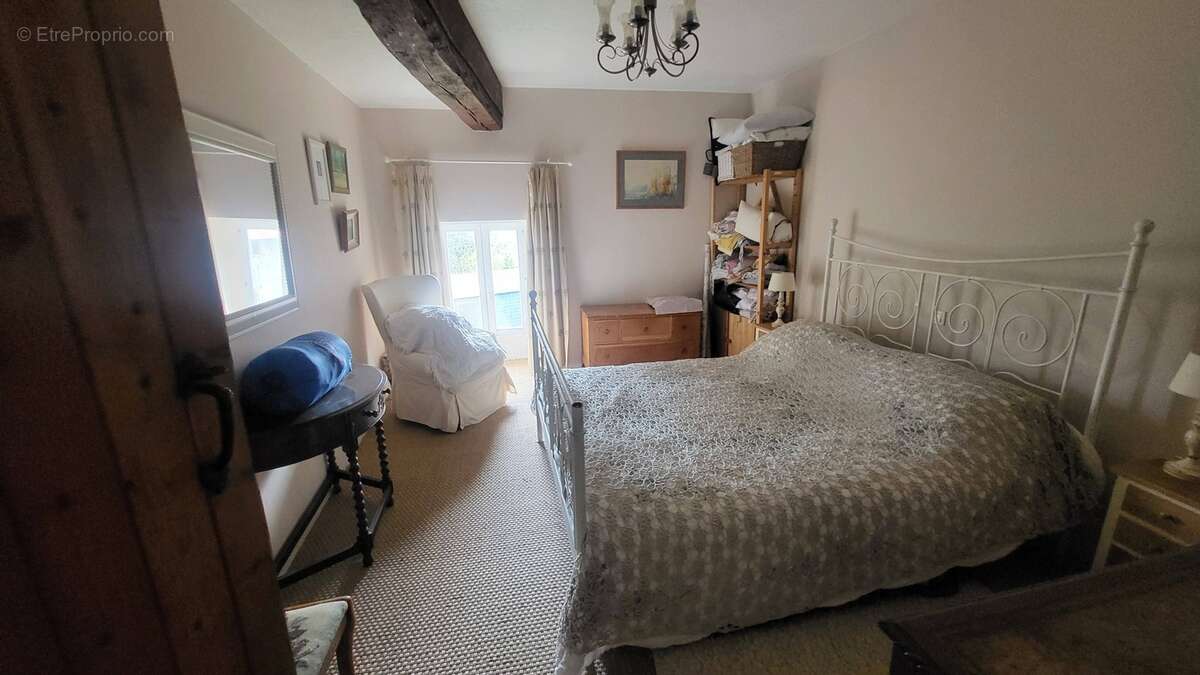 Maison à SAINT-DENIS-LE-GAST