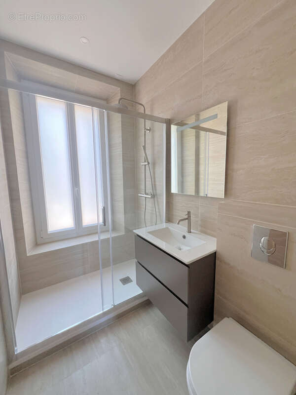 Appartement à MANDELIEU-LA-NAPOULE