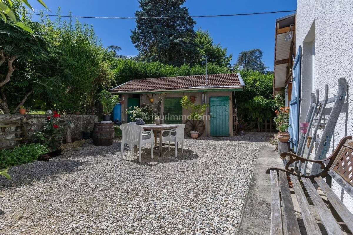 Maison à DOLOMIEU