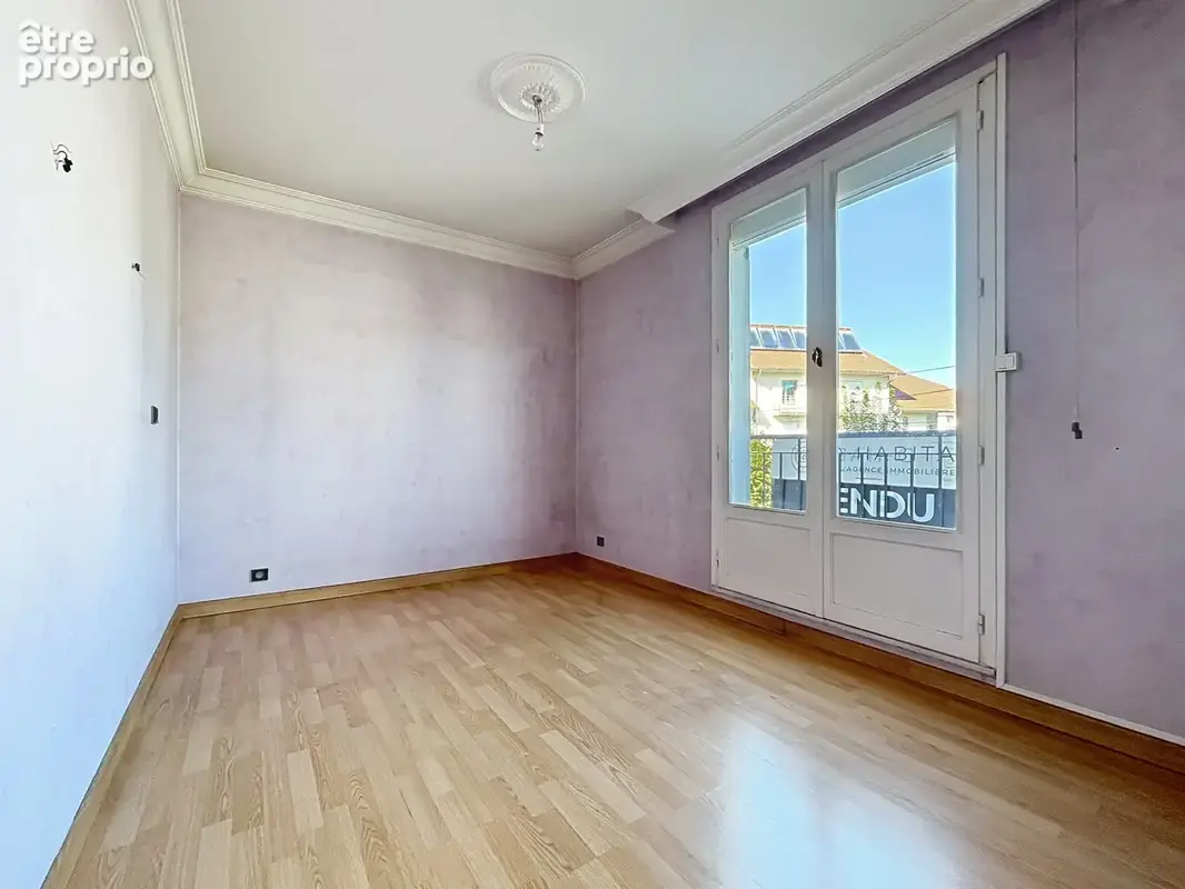 T4 73 m2 traversant   Grand balcon   3 chambres   Proche campus - photo 9