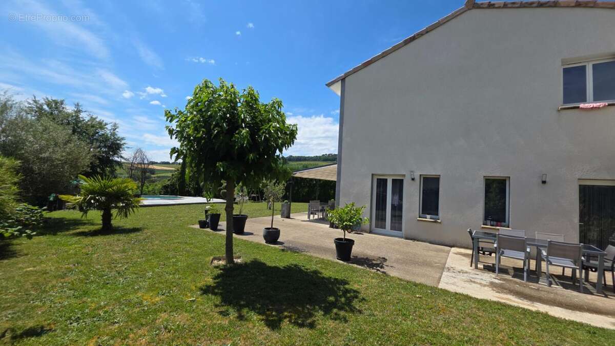Maison comptemporaine 6 pièces 185 m2 - photo 6