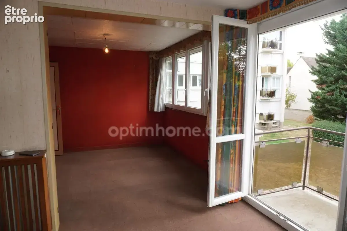 Appartement à vendre 4 pièces LE BOURGET (93) de 4 pièces / 2 chambres - 69 m2 - 223 000 € FAI - photo 6