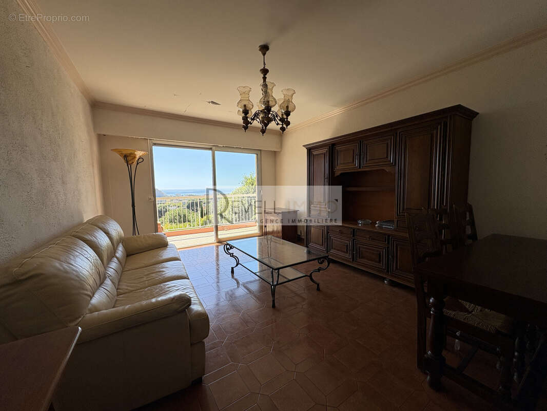 Appartement à VILLENEUVE-LOUBET