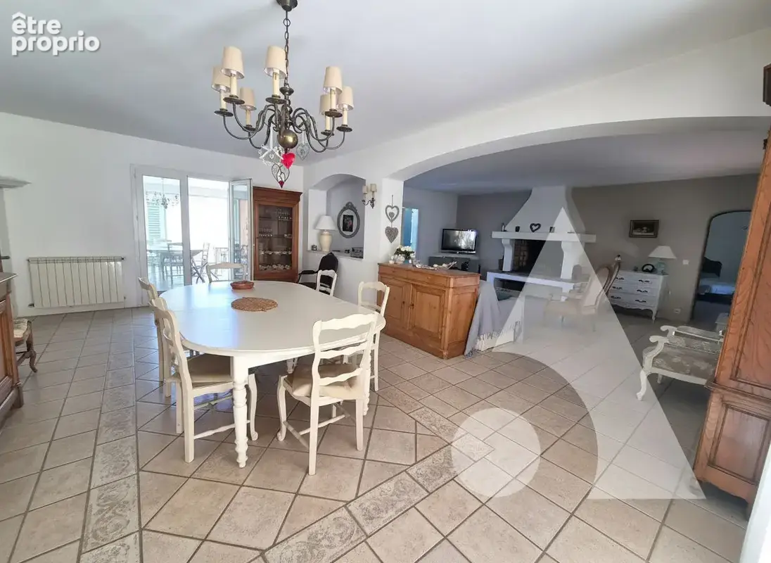Draguignan - 7 pièces - 285 m² - photo 3