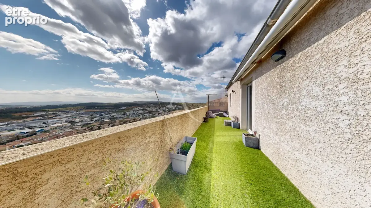 Maison-Appartement de 105m² avec vue incroyable - GARAGE + DOUBLE TERRASSE ! - photo 6