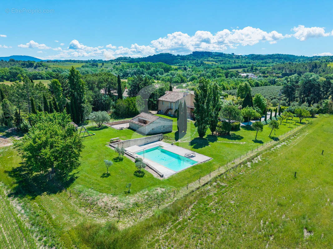 Maison à GORDES