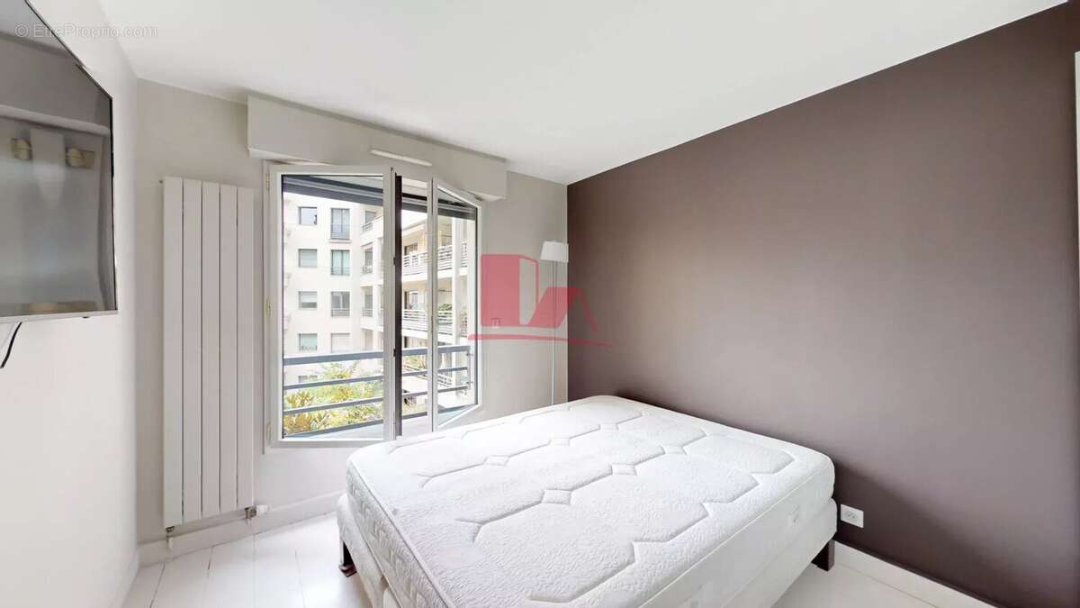 Appartement à ISSY-LES-MOULINEAUX