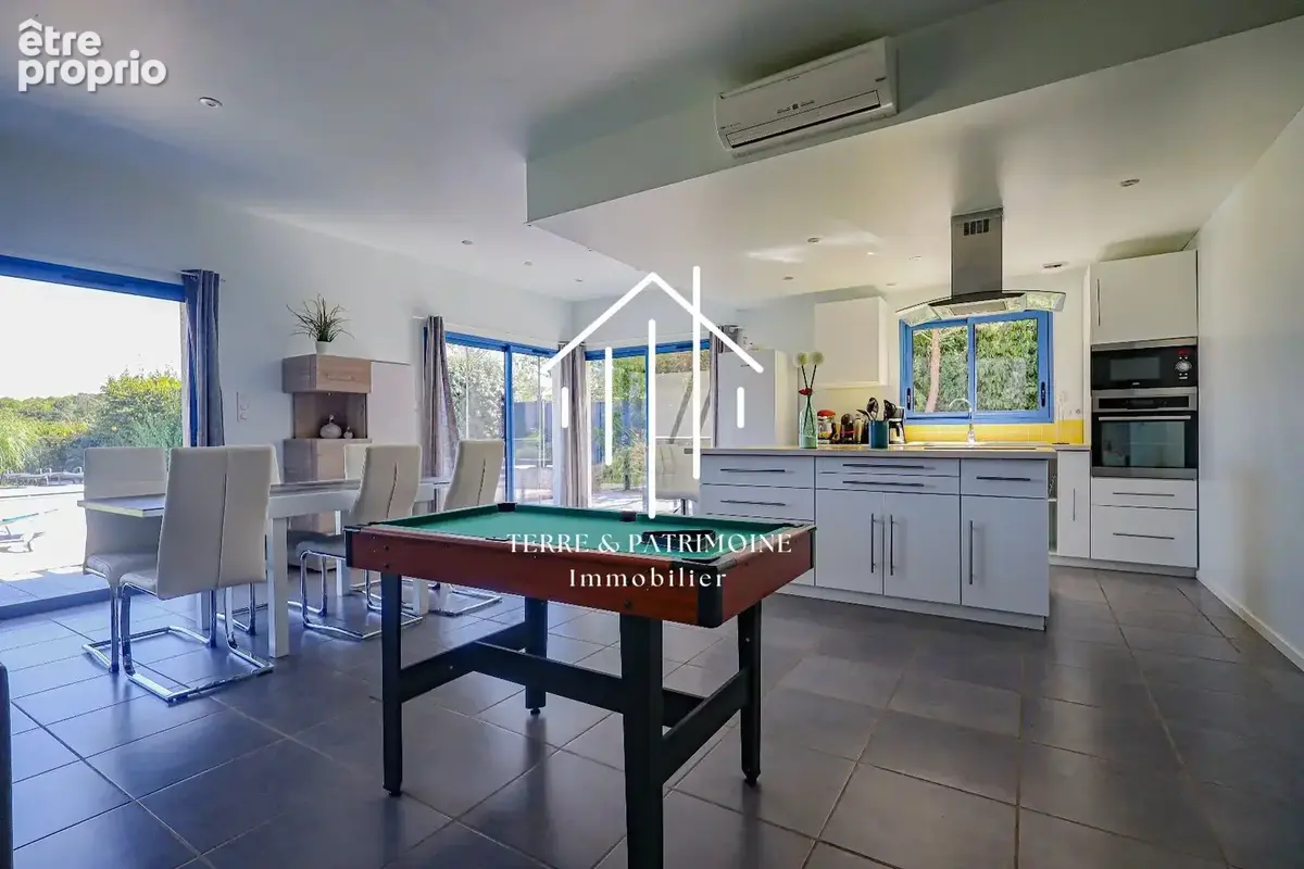 CHAZEAUX – Maison contemporaine de plain-pied avec piscine chauffée - photo 7
