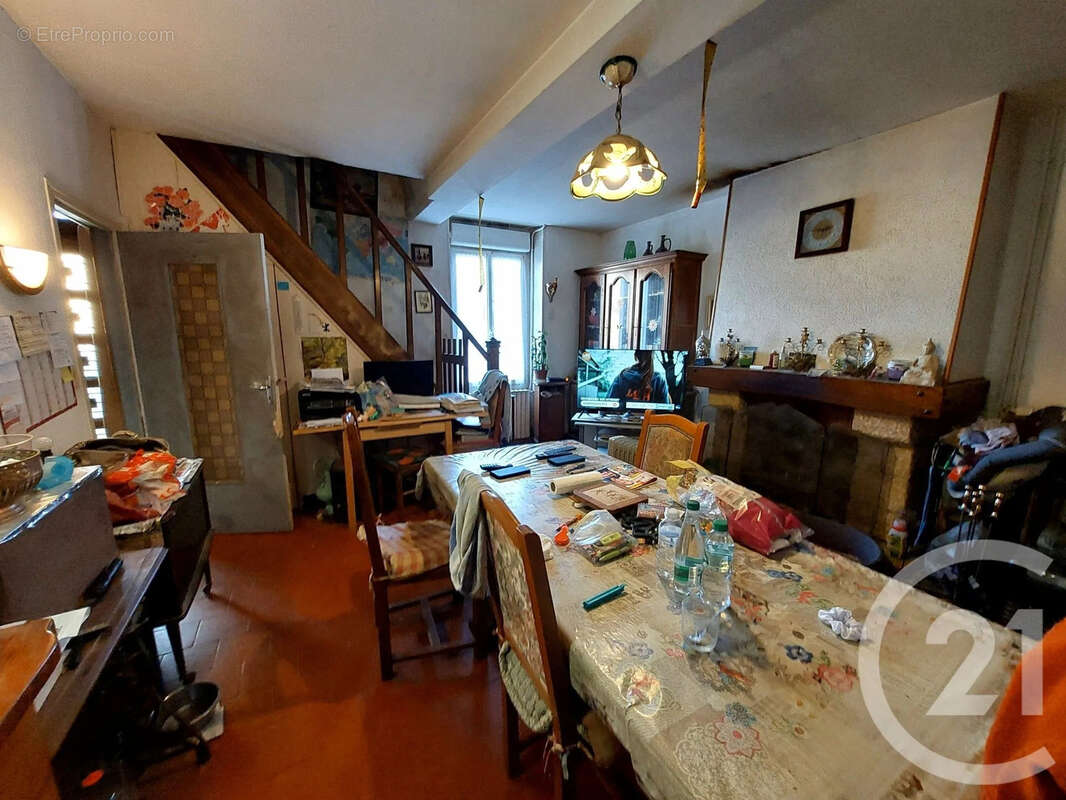 Maison à ETAIS-LA-SAUVIN
