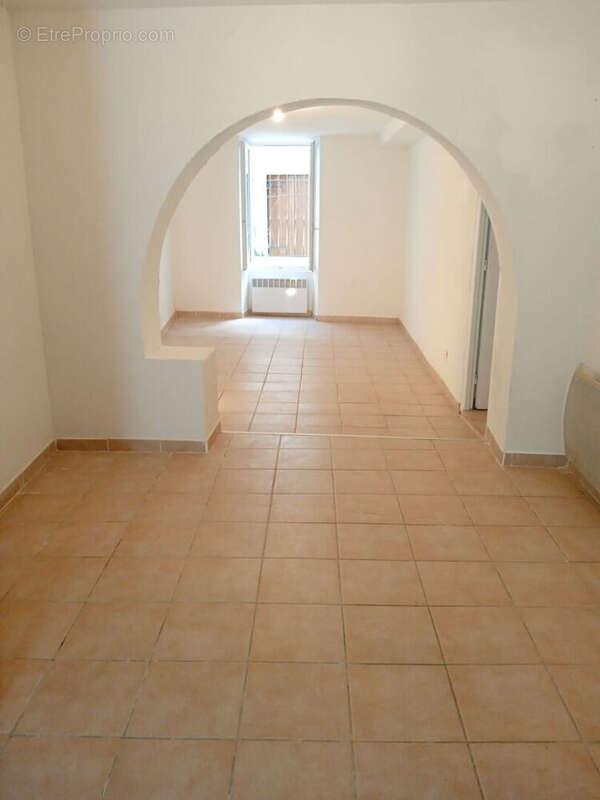 Appartement à SAINTE-ANASTASIE-SUR-ISSOLE