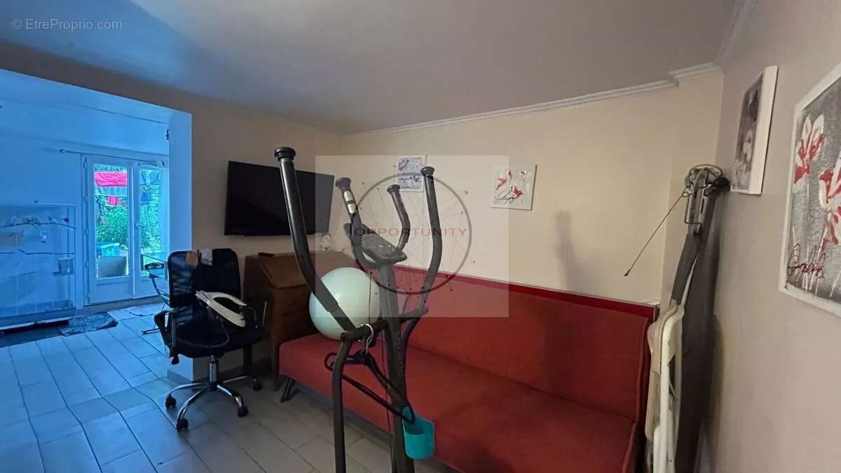 Maison 130 m² à Bondy  - photo 17