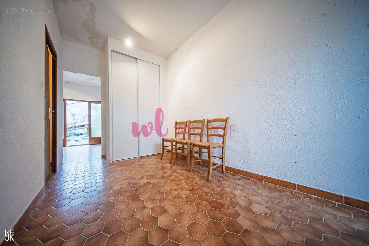 Maison à ROUMOULES