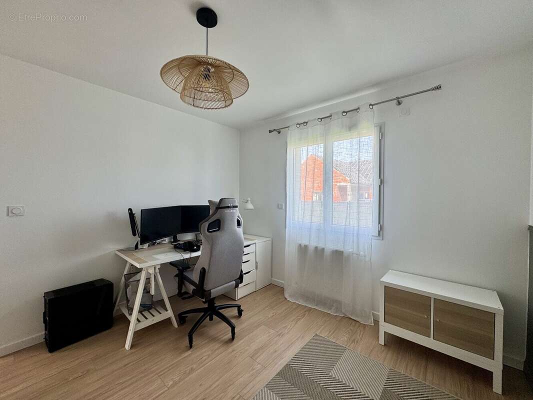 Maison 80 m² à Beaugency  - photo 7