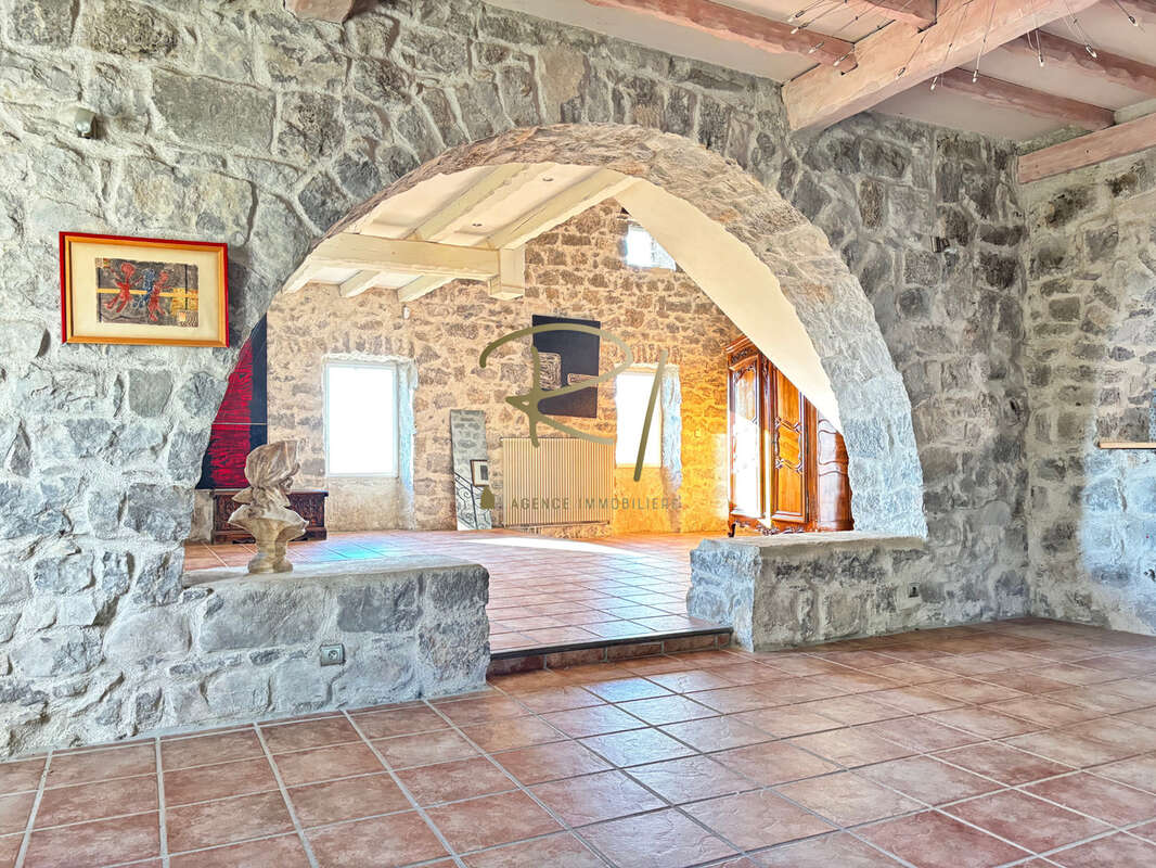 Maison à LABEAUME