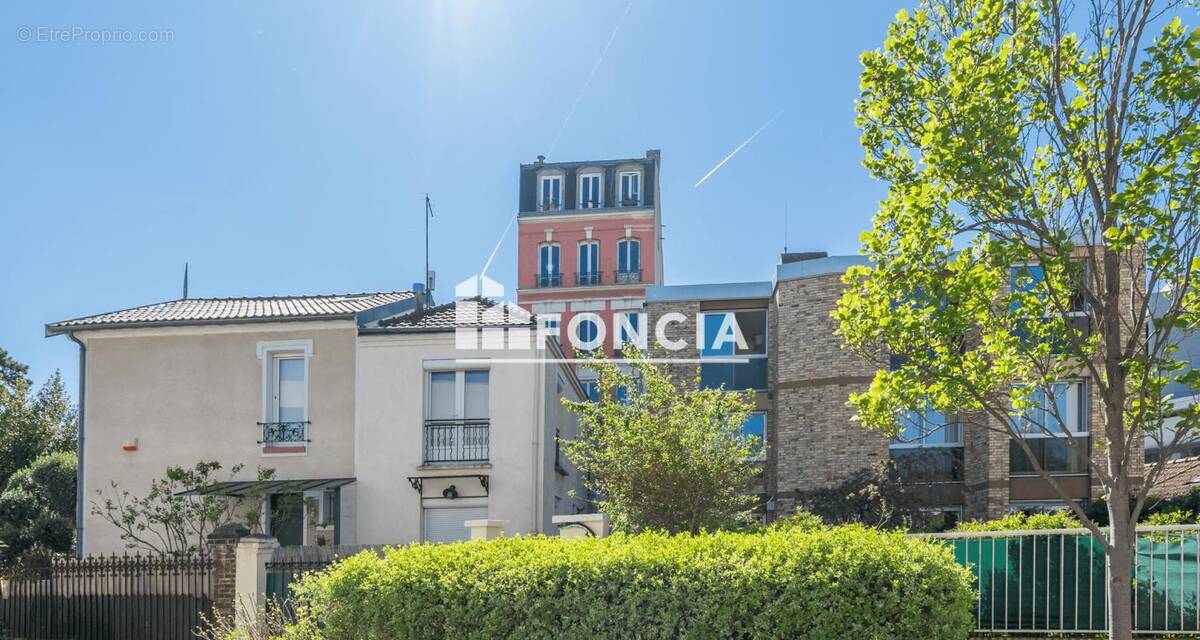 Appartement à BOIS-COLOMBES