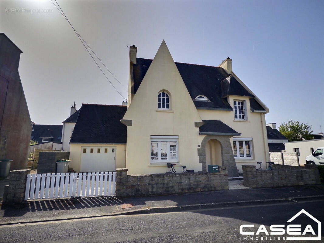 Maison à GUILVINEC