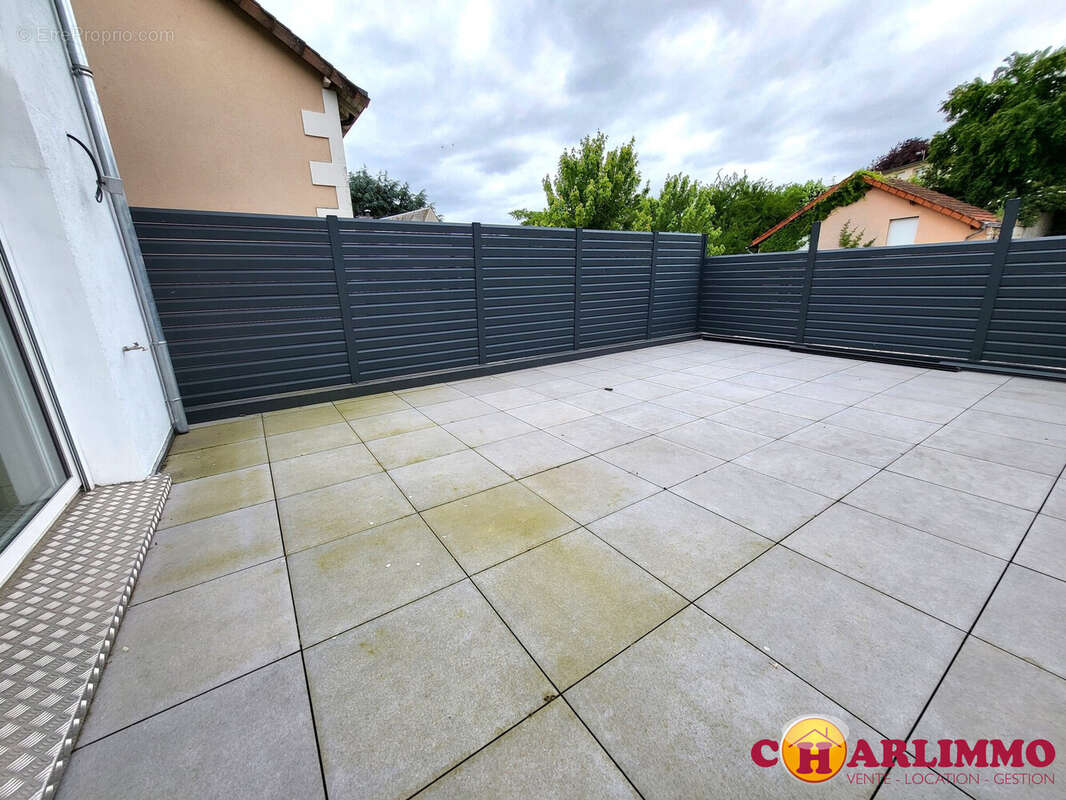 Appartement à SAINT-JUNIEN
