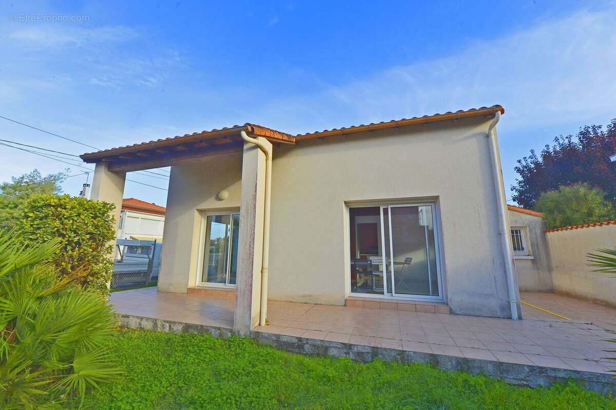 Maison à SAINT-GEORGES-DE-DIDONNE