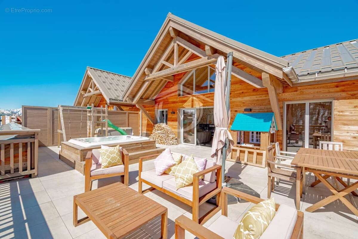 Appartement à DALUIS